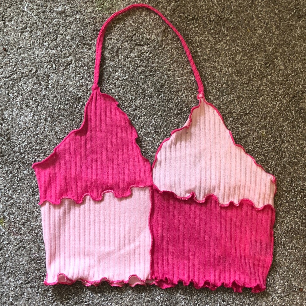 pink cropped tank top